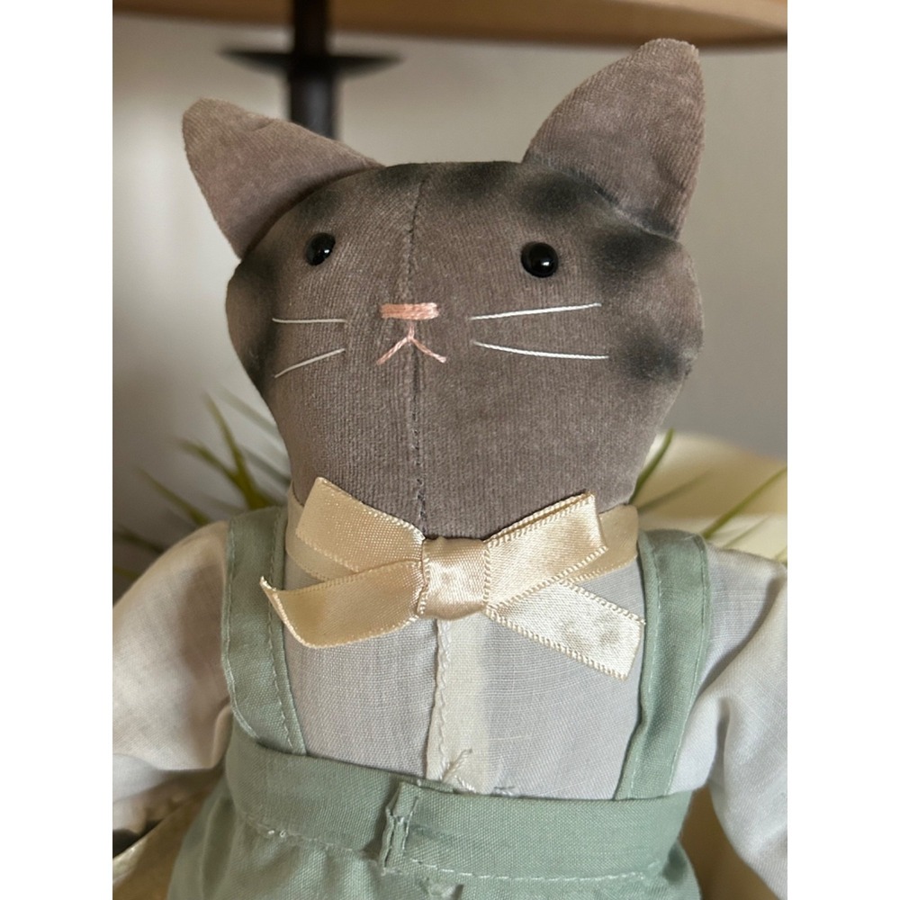 Hallmark Captivating Cats Gray Cat Cloth Doll Green Overalls Straw Hat 11" Plush - Picture 6 of 12